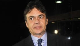 Cunha  Lima  diz  que  acatará recomendação do MPF, exonerando o chefe de gabinete, que é seu primo  em  quarto  grau Arquivo/Agência Brasil.