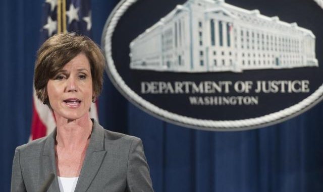Sally Yates declarou que o Departamento de Justiça não defenderia a decisão de proibir a entrada nos Estados Unidos de refugiados e de pessoas procedentes de sete países muçulmanos