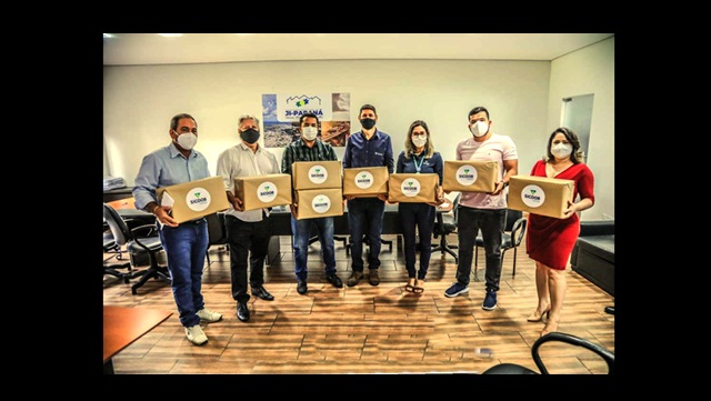 Quinze unidades de capacetes CPAPs foram doados pela cooperativa de crédito Sicoob Centro de Ji-Paraná,