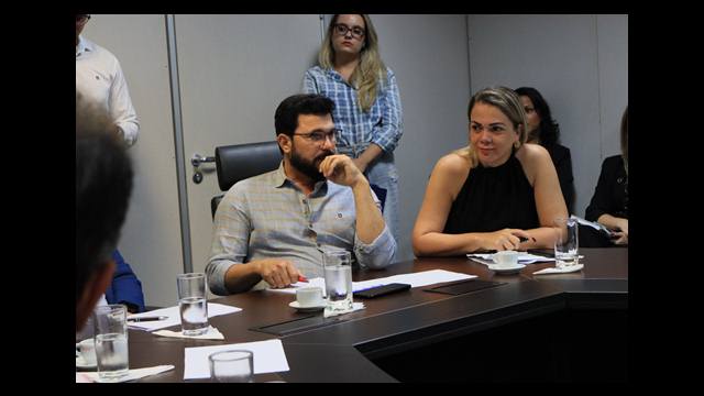 claudia saude2 Cláudia de Jesus reforça urgência na valorização dos servidores da saúde em Rondônia
