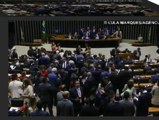 Aprovada isenção do IR para quem ganha até R$ 5 mil